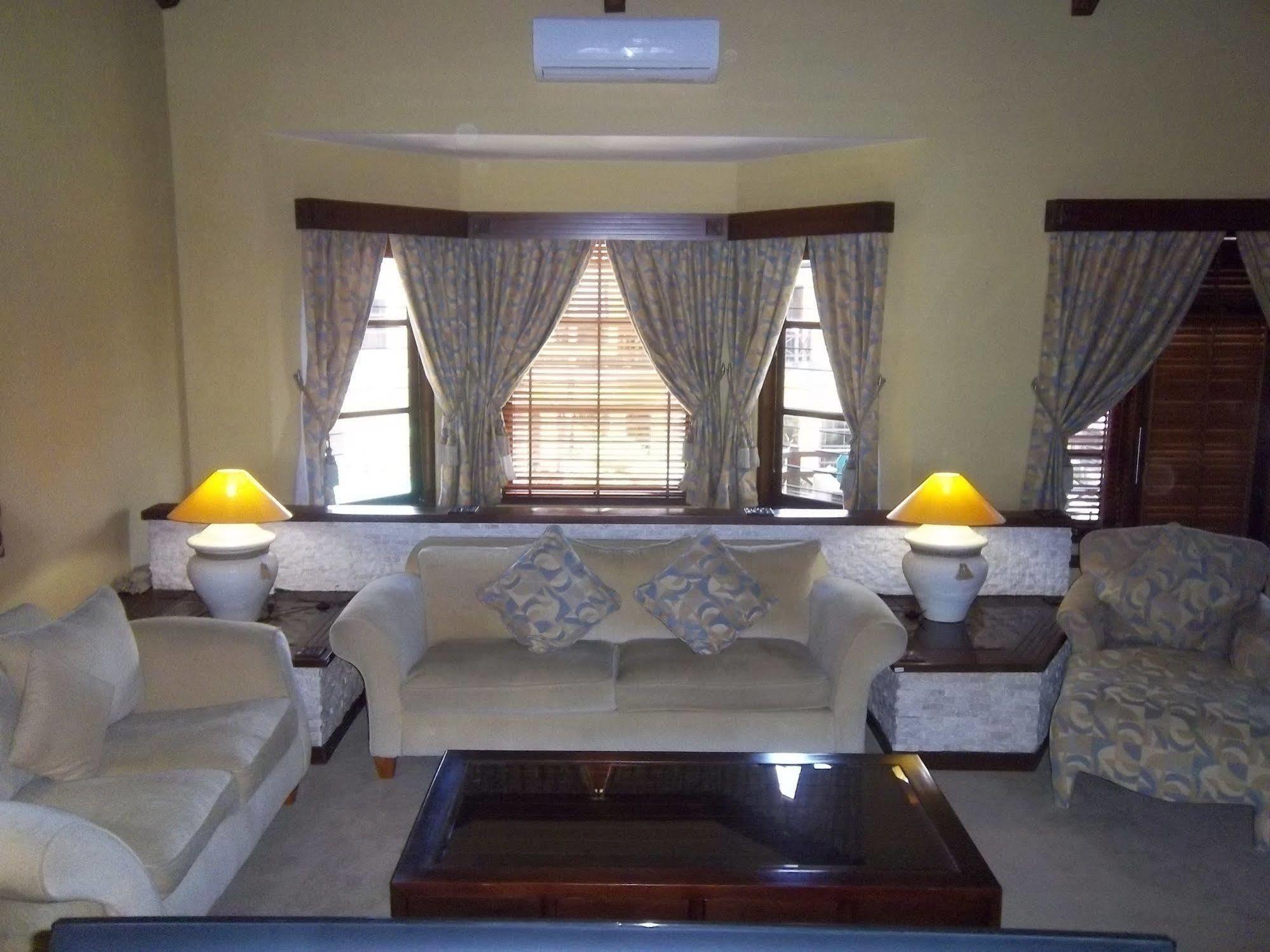 Apel Villa Sanur Экстерьер фото
